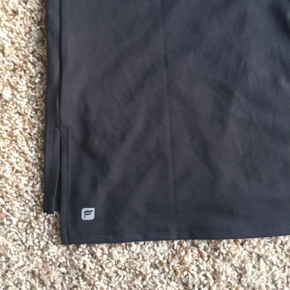 Workout top - Picture 3 of 4